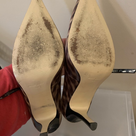 Shoes 👠 - Picture 3 of 3